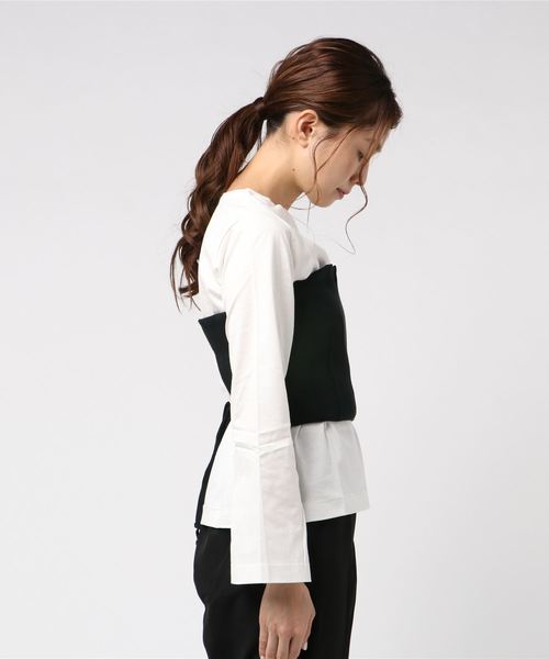 STUDIOUS(ステュディオス)の「【STUDIOUS】ニットビスチェ × コットンロングTee(Tシャツ/カットソー・レディース・ブラック/カーキ・FREE)」の3枚目の写真