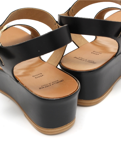 NANO universe(ナノユニバース)の「ORNELLA STEFANI/バックル付ストラップウェッジサンダル(サンダル・レディース・ブラウン/ブラック/ホワイト・37/38/36/35)」の10枚目の写真