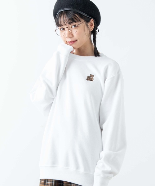 WEGO(ウィゴー)の「WEGO/【裏起毛】ワンポイントベアロゴ刺繍プルオーバークルースウェット(スウェット・メンズ・杢グレー/ホワイト/ベージュ/その他1/その他2/ホワイト系その他/ベージュ系その他・SMALL/MEDIUM/LARGE)」の2枚目の写真