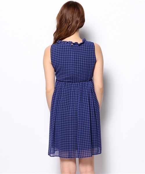 Ray BEAMS（レイビームス）の「◎Ray BEAMS / ギンガム スタンドフリル ワンピース（ワンピース・レディース・ブラック/ブルー・1/0）」の13枚目の写真