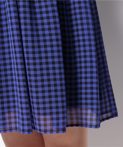 Ray BEAMS（レイビームス）の「◎Ray BEAMS / ギンガム スタンドフリル ワンピース（ワンピース・レディース・ブラック/ブルー・1/0）」の3枚目の写真