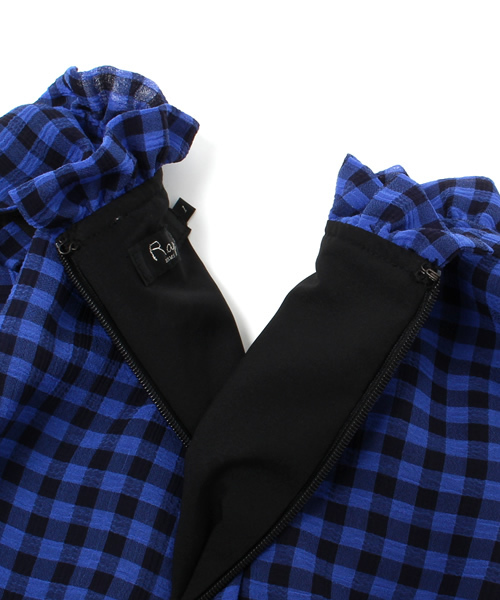 Ray BEAMS（レイビームス）の「◎Ray BEAMS / ギンガム スタンドフリル ワンピース（ワンピース・レディース・ブラック/ブルー・1/0）」の8枚目の写真