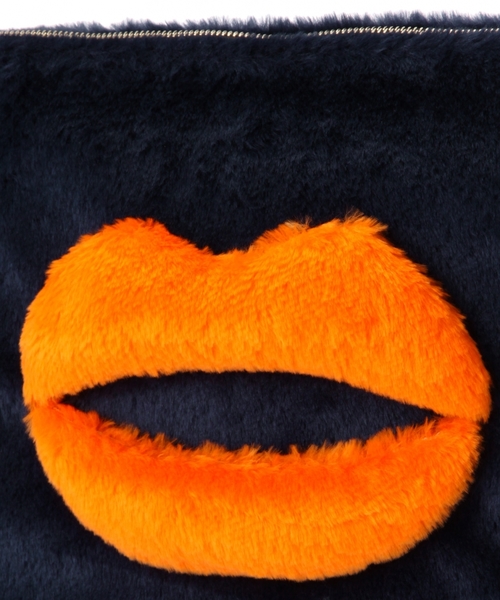 UNITED ARROWS（ユナイテッドアローズ）の「＜LUDLOW（ラドロー）＞ LIP クラッチバッグ（クラッチバッグ・レディース・ネイビー・フリー）」の4枚目の写真