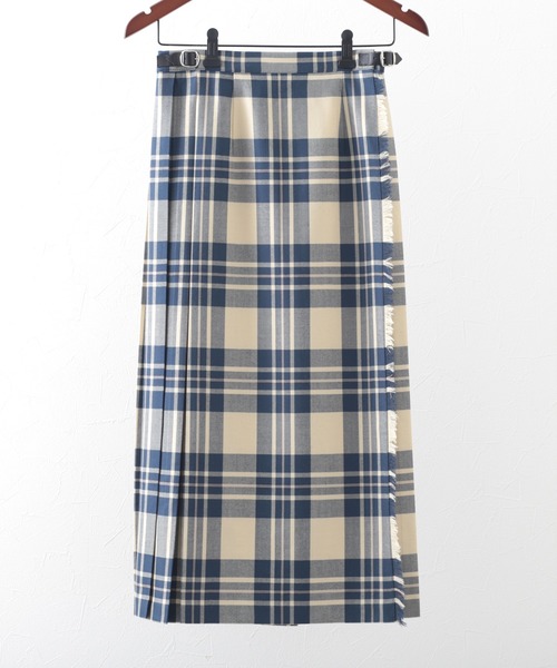 O'NEIL of DUBLIN（オニールオブダブリン）の「O'Neil of Dublin 別注クラシックモデル ウーステッドウール 100% キルトスカート ロング 83cm（スカート・レディース・ブラック×ブルー/ライトグレー/ベージュ/ダークネイビー/ブルーグリーン/チャコール/アイボリー/パープル/グレー/グリーン/ブルー系その他/カーキ/ダークグリーン/キャメル/ブラウン系その他/オリーブ/コーラル/ブラウン/パープル系その他/ライトブルー/ライトパープル/レッド/ライトブラウン・12/10/8/14/6）」の10枚目の写真