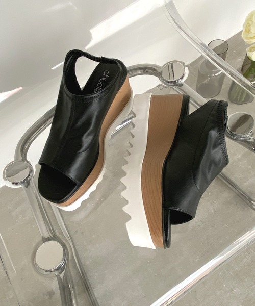 chuclla（チュクラ）の「【chuclla】Platform back-strap open-toe sandal sb-6 chs55（サンダル・レディース・アイボリー/ブラック・36/37/38/39/35）」の19枚目の写真