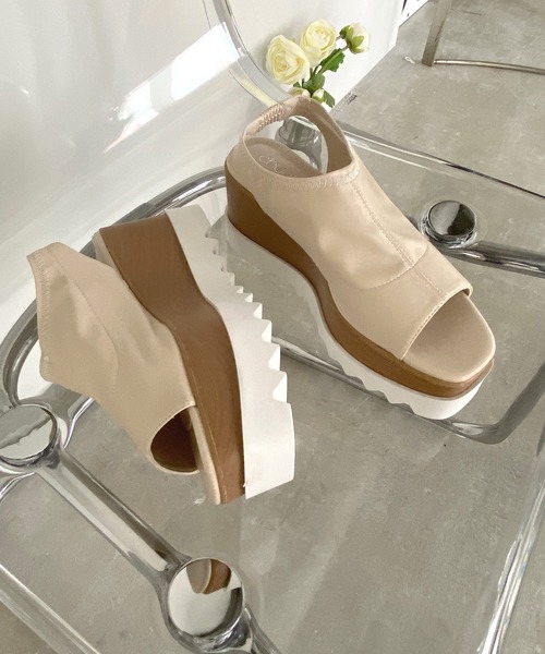 chuclla（チュクラ）の「【chuclla】Platform back-strap open-toe sandal sb-6 chs55（サンダル・レディース・アイボリー/ブラック・36/37/38/39/35）」の20枚目の写真