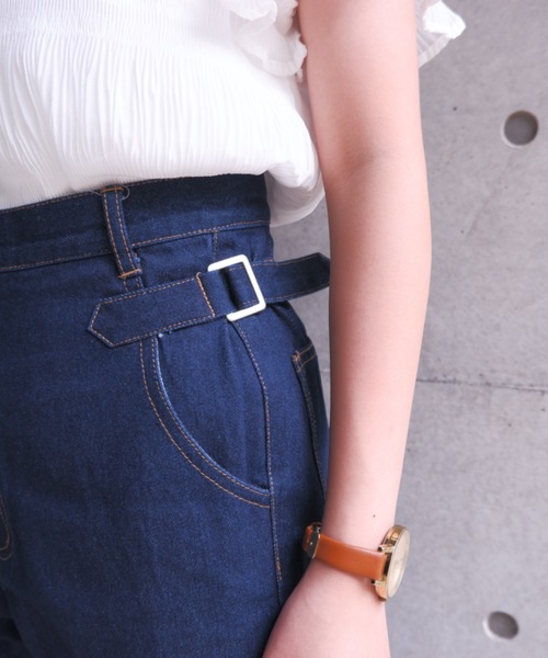 FUN.TRINITY（ファン トリニティー）の「サイドバックルデニム（デニムパンツ・レディース・ブルー/インディゴブルー・M）」の5枚目の写真