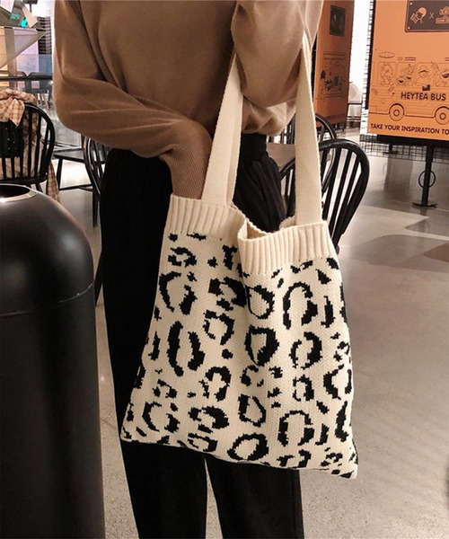 aimoha（アイモハ）の「レオパード柄のa4サイズの入るニットトートバッグ（トートバッグ・レディース・イエロー/グレー/ブラウン/ホワイト・FREE）」の5枚目の写真