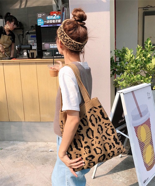 aimoha（アイモハ）の「レオパード柄のa4サイズの入るニットトートバッグ（トートバッグ・レディース・イエロー/グレー/ブラウン/ホワイト・FREE）」の18枚目の写真