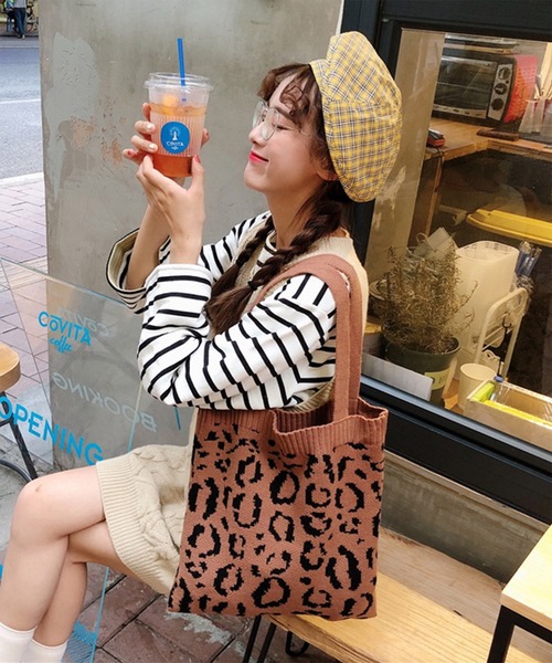 aimoha（アイモハ）の「レオパード柄のa4サイズの入るニットトートバッグ（トートバッグ・レディース・イエロー/グレー/ブラウン/ホワイト・FREE）」の19枚目の写真