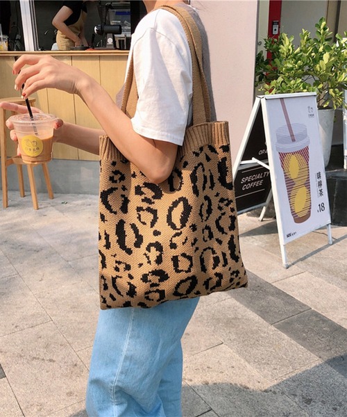 aimoha（アイモハ）の「レオパード柄のa4サイズの入るニットトートバッグ（トートバッグ・レディース・イエロー/グレー/ブラウン/ホワイト・FREE）」の21枚目の写真