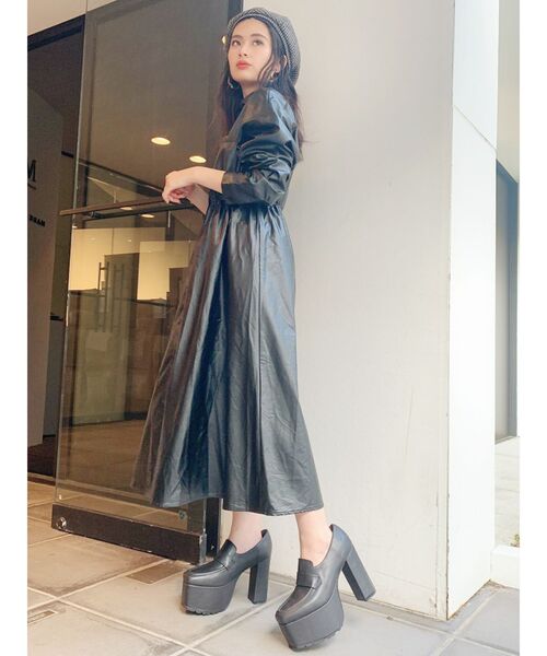 GYDA（ジェイダ）の「タンクソールチャンキーローファー（ローファー・レディース・ブラック・MEDIUM/LARGE/SMALL）」の3枚目の写真