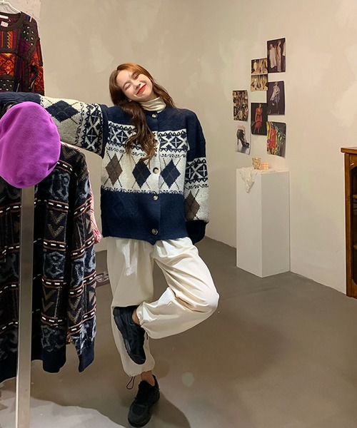 Girly Doll（ガーリードール）の「アーガイル柄ニットカーディガン（ニット/セーター・レディース・ベージュ/ネイビー/ブラウン・FREE）」の9枚目の写真