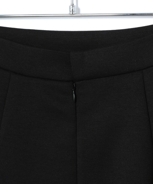 ADAM ET ROPE'(アダムエロペ)の「【アウトレット店舗・WEB限定】ダンボールニットポケットスカート(スカート・レディース・ブラック/グレー系その他/ブラウン系その他2・36/38)」の12枚目の写真