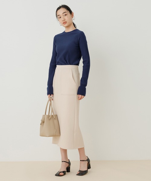ADAM ET ROPE'(アダムエロペ)の「【アウトレット店舗・WEB限定】ダンボールニットポケットスカート(スカート・レディース・ブラック/グレー系その他/ブラウン系その他2・36/38)」の18枚目の写真