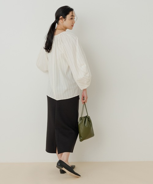 ADAM ET ROPE'(アダムエロペ)の「【アウトレット店舗・WEB限定】ダンボールニットポケットスカート(スカート・レディース・ブラック/グレー系その他/ブラウン系その他2・36/38)」の20枚目の写真