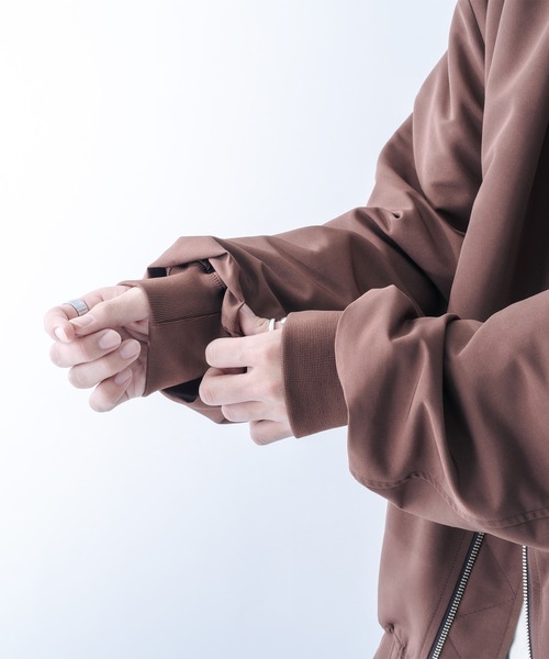 epnok(エプノック)の「ベーシックルーズMA-1(MA-1・メンズ・チャコールグレー/ライトブラウン/グレイッシュベージュ・MEDIUM/LARGE)」の16枚目の写真