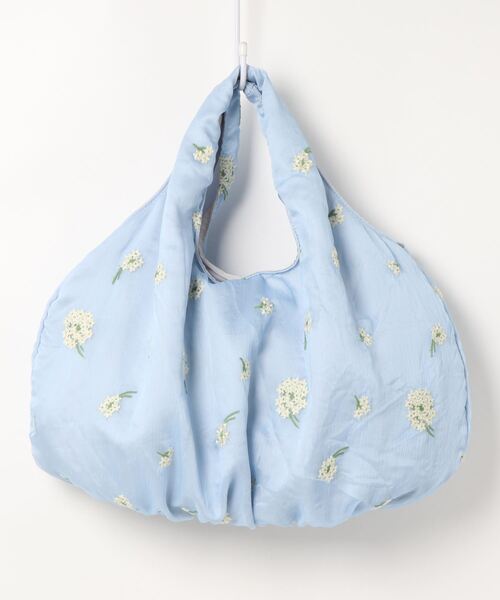 ehka sopo（エヘカソポ）の「花刺繍シアートート（トートバッグ・レディース・ブルー/ベージュ・ﾌﾘ-）」の2枚目の写真