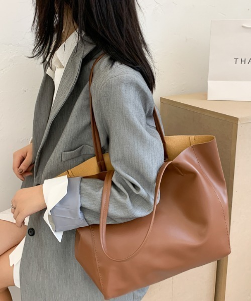 yuue' ( wear )(ユーイ)の「ビッグトートバッグ(トートバッグ・レディース・ホワイト/ブラック/ブラウン/イエロー・FREE)」の1枚目の写真