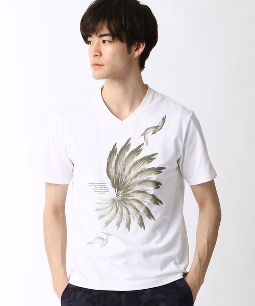 HIDEAWAYS NICOLE(ハイダウェイニコル)の「フェザープリントTシャツ(Tシャツ/カットソー・メンズ・ブラック/その他1/ホワイト/ラベンダー・X-LARGE/LARGE/MEDIUM)」の1枚目の写真