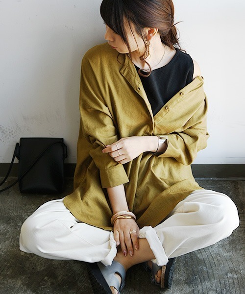 and it_（アンドイット）の「ブラ紐隠しインナータンクトップ（タンクトップ・レディース・杢グレー/ブラック/ブルー/オフホワイト/ライトカーキ/ライトブラウン/ダークブラウン/ネイビー/チャコールグレー・M/L/LL）」の16枚目の写真