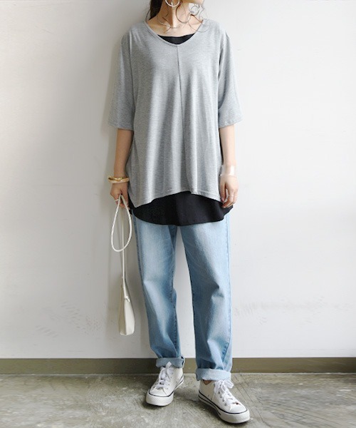 and it_（アンドイット）の「ブラ紐隠しインナータンクトップ（タンクトップ・レディース・杢グレー/ブラック/ブルー/オフホワイト/ライトカーキ/ライトブラウン/ダークブラウン/ネイビー/チャコールグレー・M/L/LL）」の18枚目の写真