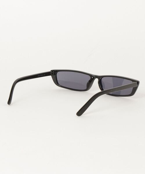 atmos pink（アトモスピンク）の「atmos pink スクエアシェイプ サングラス（サングラス・レディース・ブラック・FREE）」の3枚目の写真