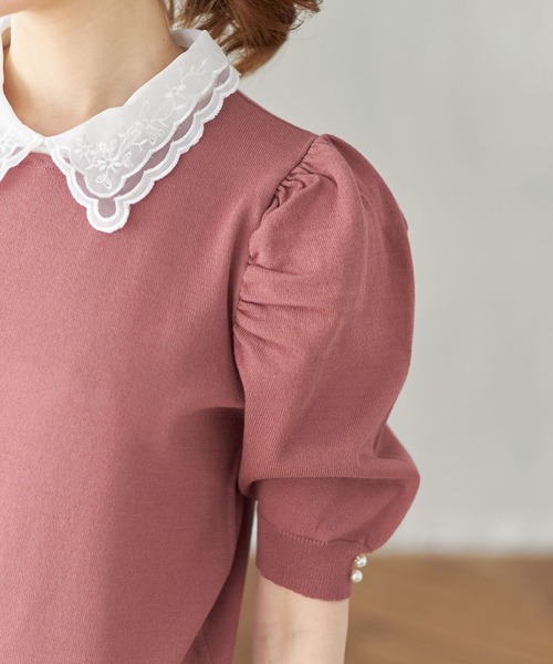 取り外し可能な刺繍入り襟付き袖口パール装飾パワーショルダーニットプルオーバー　黒 tocco closet（トッコ クローゼット）の「取り外し可能な刺繍