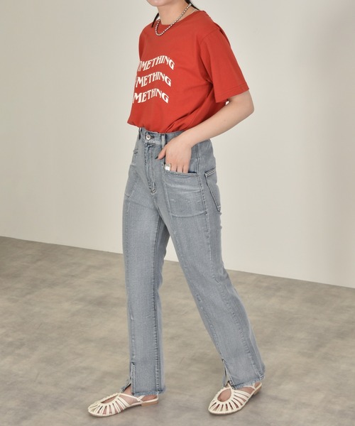 w closet(ダブルクローゼット)の「後ろレースアップ裾スリットセミフレアデニムパンツ(デニムパンツ・レディース・ネイビー/ケミカルウォッシュ/キナリ/グリーン・S/M)」の14枚目の写真