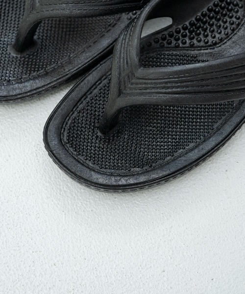 WHIMSIC（ウィムジック）の「【WHIMSIC別注】PEARL GYOSAN-MARBLE（サンダル・レディース・ダークグレー・LL/M）」の4枚目の写真