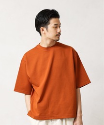 コンパクトポンチビッグクルーネックTee