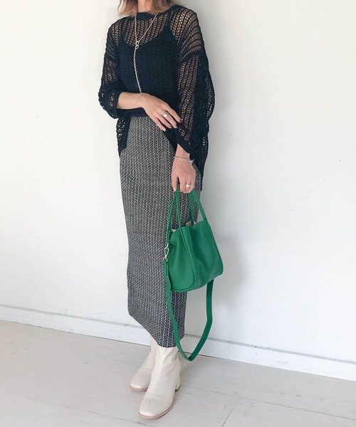 muure（ミュール）の「クルーネック透かし編みニットトップス（ニット/セーター・レディース・ブラック/ベージュ/ブラウン/オフホワイト/サックスブルー・FREE）」の16枚目の写真