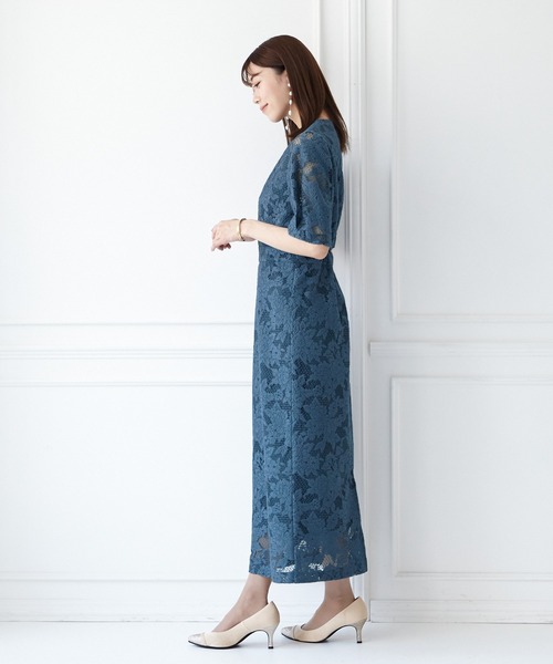 【新品】AIMER ジャカードレースミモレ丈ドレス AIMER（エメ）の「ジャカードレース袖付きタイトミモレ丈