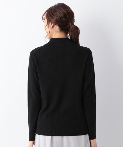 GLOBAL WORK（グローバルワーク）の「メルティーニットハイネック/952708（ニット/セーター・レディース・ブラック/ダークブラウン/グレー/アイボリー/ダークブルー/グレイッシュベージュ・MEDIUM/LARGE）」の13枚目の写真