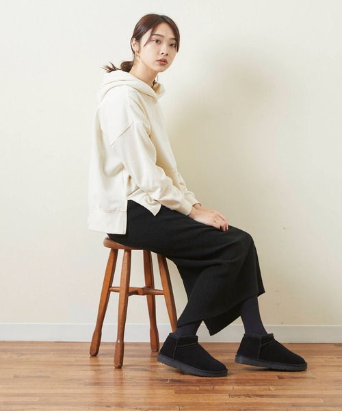 mooimooi（モーイモーイ）の「レディース ショートムートンブーツ（ブーツ・レディース・チャコールグレー/ブラック/ダークブラウン/キャメル・LL/3L/4L/S/M/L）」の5枚目の写真