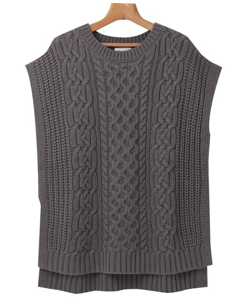 andme(アンドミー)の「ケーブル編みニットベスト(ベスト・レディース・グレー/アイボリー/ミント/グレー系その他/ベージュ系その他/サーモンピンク/ブラウン系/ブルー・M)」の22枚目の写真