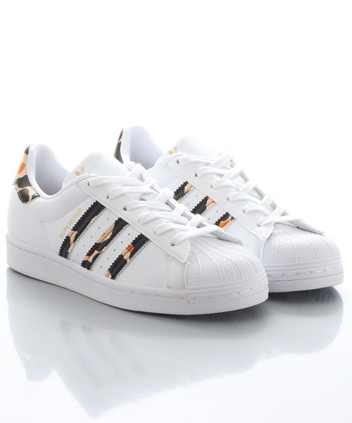 marimekko(マリメッコ)の「adidas Marimekko SUPERSTAR W/ アディダス マリメッコ スーパースター W(スニーカー・レディース・ホワイト・25.0cm/23.5cm/24.5cm/23.0cm/24.0cm/22.5cm)」の2枚目の写真