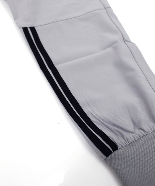 TopIsm（トップイズム）の「サイドライン リップストップ ストレッチ