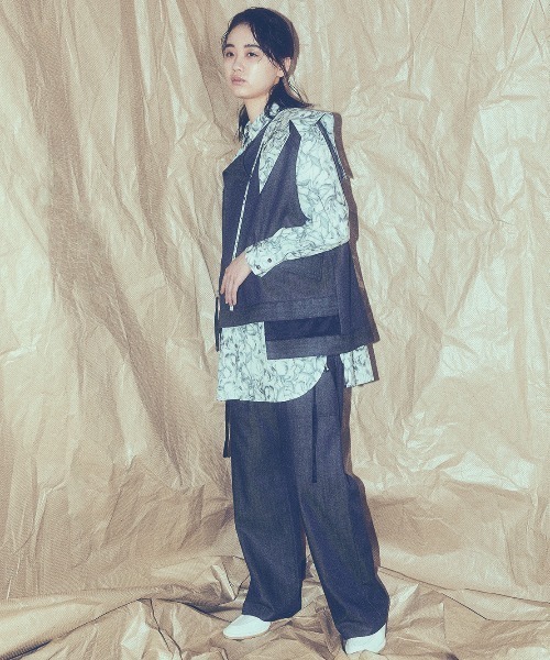 RURI.W（ルリ）の「【RURI.W】TULIP PRINT SHIRT（シャツ/ブラウス・レディース・ホワイト系その他・MEDIUM/LARGE）」の8枚目の写真