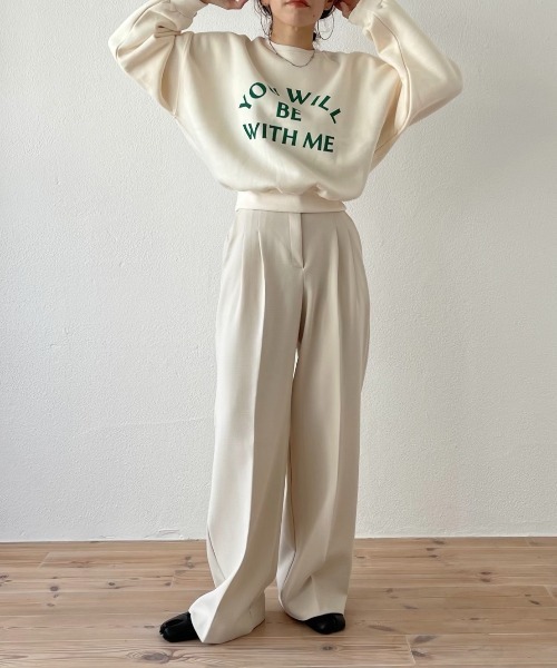 wee9s(ウィークス)の「with me ! short sweat / ウィズミー!ボリューム裏起毛ショートロゴスウェット(スウェット・レディース・グレー系その他2/レッド/アイボリー/グレー/ブラック/グレー系その他・FREE)」の11枚目の写真