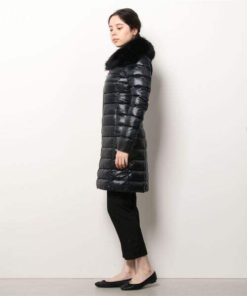 HERNO（ヘルノ）の「【HERNO】ヘルノ レディース  ELISA ロングダウンコート PI0650DIC（ダウンジャケット/コート・レディース・ベージュ/ブラック・42/38/40）」の3枚目の写真