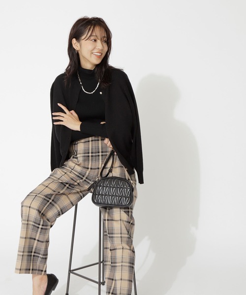 NATURAL BEAUTY BASIC（ナチュラルビューティーベーシック）の「ジグザグキルトポシェット（ショルダーバッグ・レディース・キャメル/グレー/ブラック・ﾌﾘ-）」の14枚目の写真