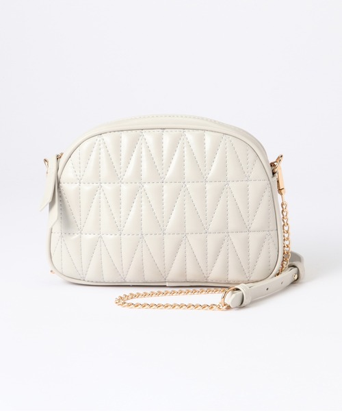 NATURAL BEAUTY BASIC（ナチュラルビューティーベーシック）の「ジグザグキルトポシェット（ショルダーバッグ・レディース・キャメル/グレー/ブラック・ﾌﾘ-）」の10枚目の写真