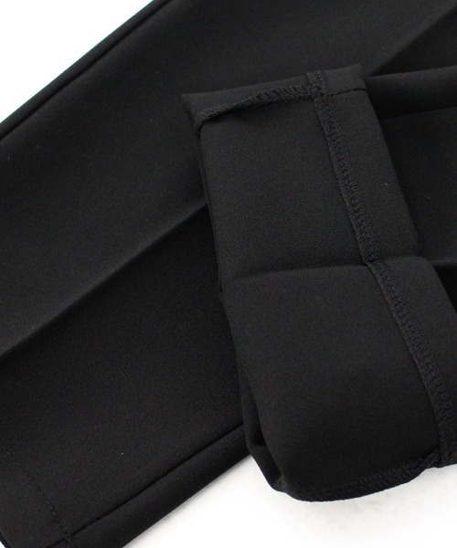 CHOCOA(チョコア)の「マタニティセンタープレススラックスパンツ(マタニティウェア/グッズ・レディース・ブラック/アイボリー・MEDIUM/LARGE/X-LARGE)」の4枚目の写真