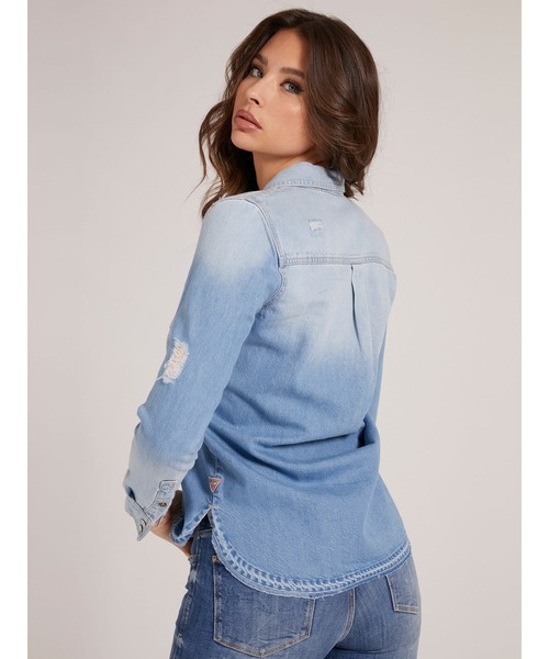 Guess（ゲス）の「Western Denim Shirt（シャツ/ブラウス・レディース・インディゴブルー・LARGE/SMALL/MEDIUM/X-SMALL）」の2枚目の写真