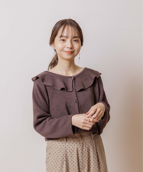 flower(フラワー)の「ウォーミーカラートップ(ニット/セーター・レディース・ホワイト/ブラウン・FREE)」の4枚目の写真