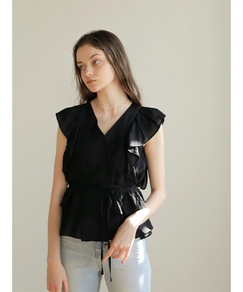 ACYM(アシーム)の「Nosleeve volume frill ブラウス(シャツ/ブラウス・レディース・アイボリー/ブラック/ベージュ・FREE)」の14枚目の写真