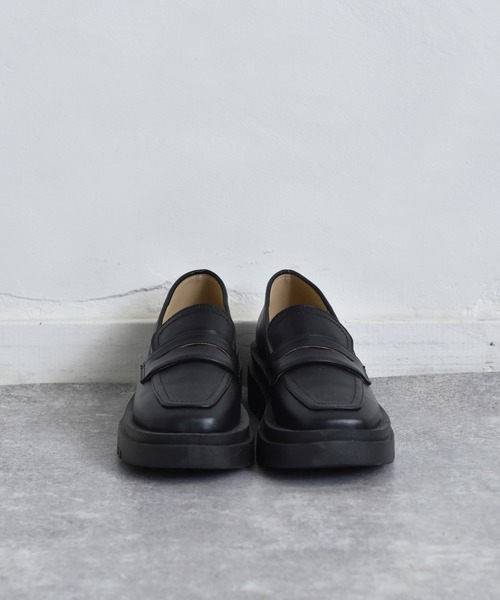 RETRO GIRL(レトロガール)の「厚底スクエアローファー(ローファー・レディース・ブラック/ベージュ/オフホワイト・M/L)」の6枚目の写真