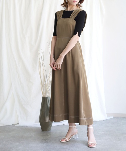 HER CLOSET（ハークローゼット）の「【cheriella】イージーケアCOOLタッチボートネック袖スリットリブニット（ニット/セーター・レディース・ブラック/サックスブルー/ピンク/アイボリー/グレイッシュベージュ/ブルー・M）」の18枚目の写真