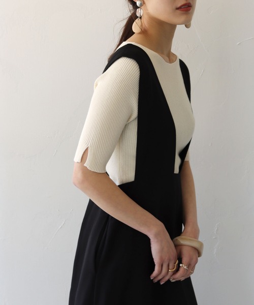 HER CLOSET（ハークローゼット）の「【cheriella】イージーケアCOOLタッチボートネック袖スリットリブニット（ニット/セーター・レディース・ブラック/サックスブルー/ピンク/アイボリー/グレイッシュベージュ/ブルー・M）」の12枚目の写真